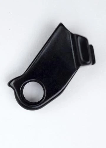 #32 DERAILLEUR HANGER