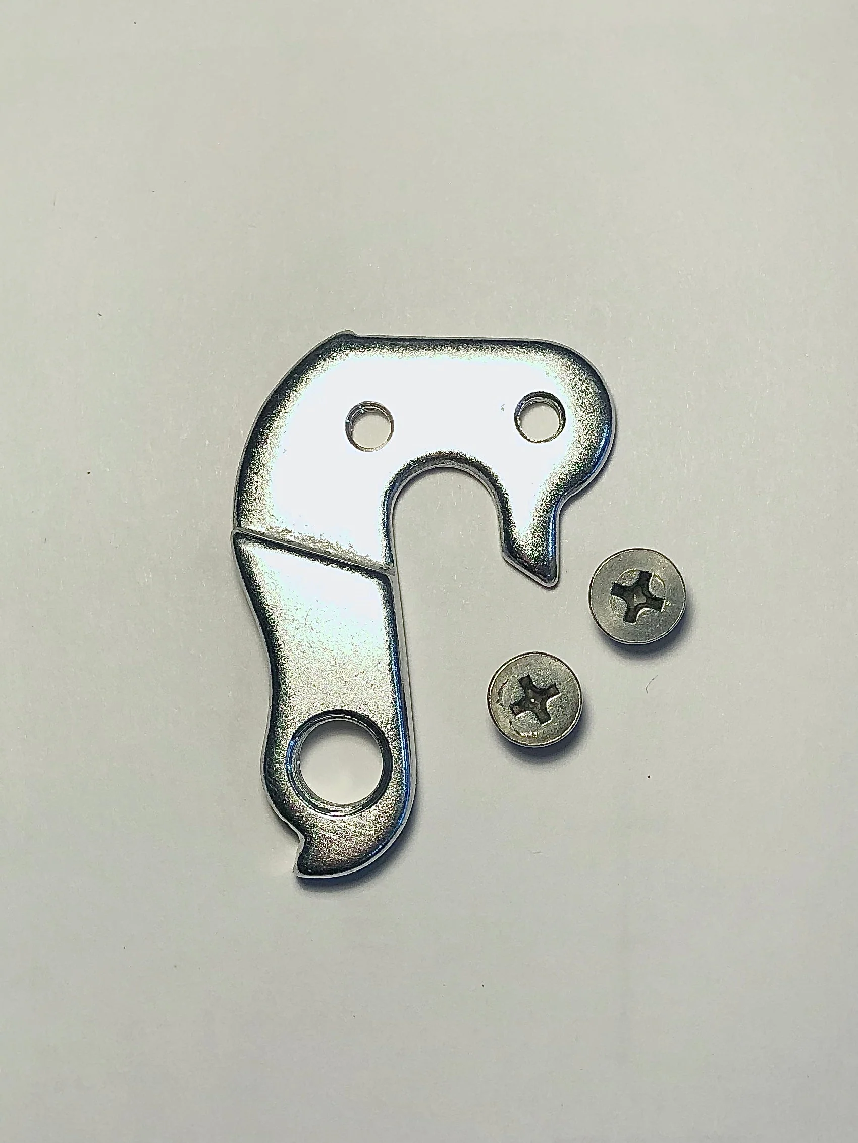 #05 DERAILLEUR HANGER